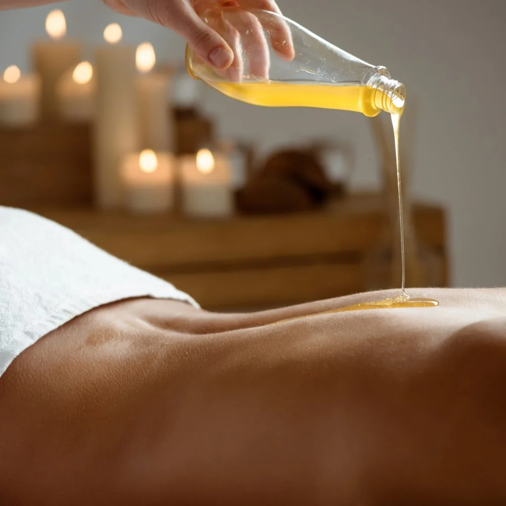Masaje corporal con aceite